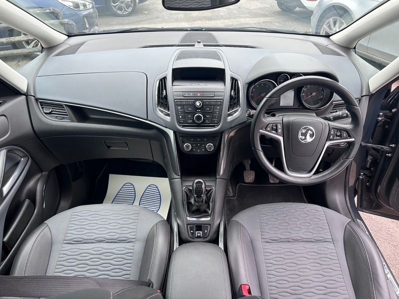 Vauxhall Zafira Silver #14