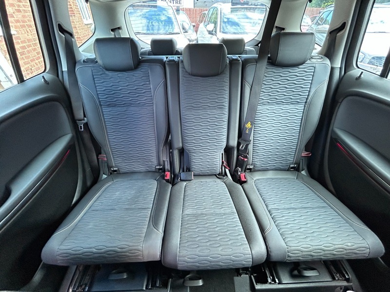 Vauxhall Zafira Silver #12