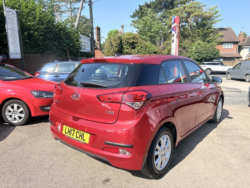 Hyundai I20 Mpi Se Red #6