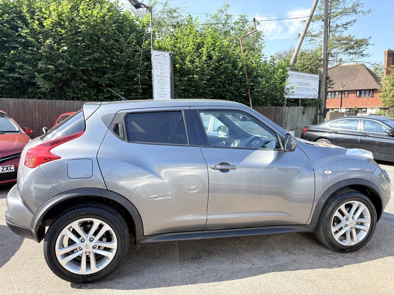 Nissan Juke 1.6 Acenta Premium Cvt Euro 5 White #7
