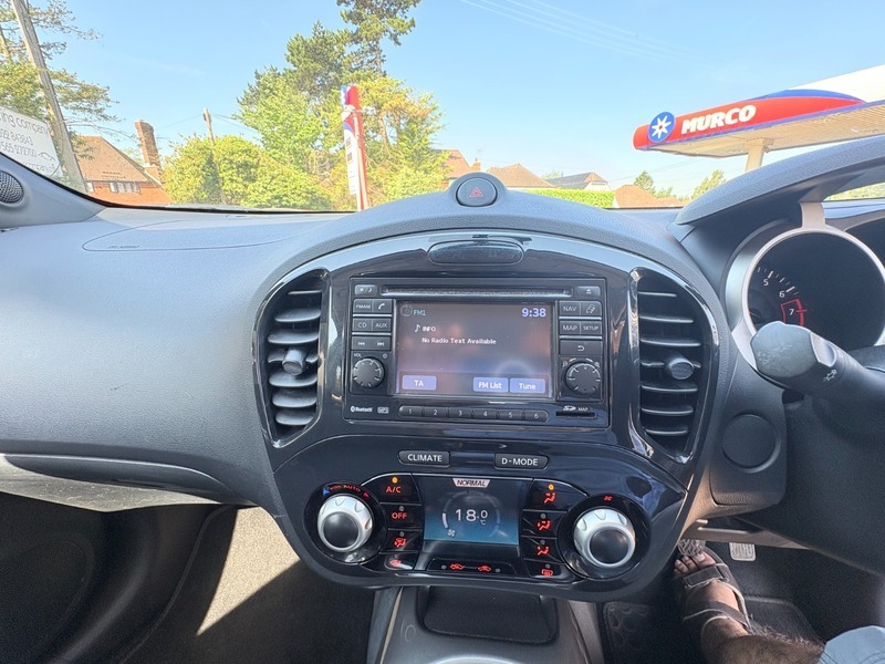 Nissan Juke 1.6 Acenta Premium Cvt Euro 5 White #11