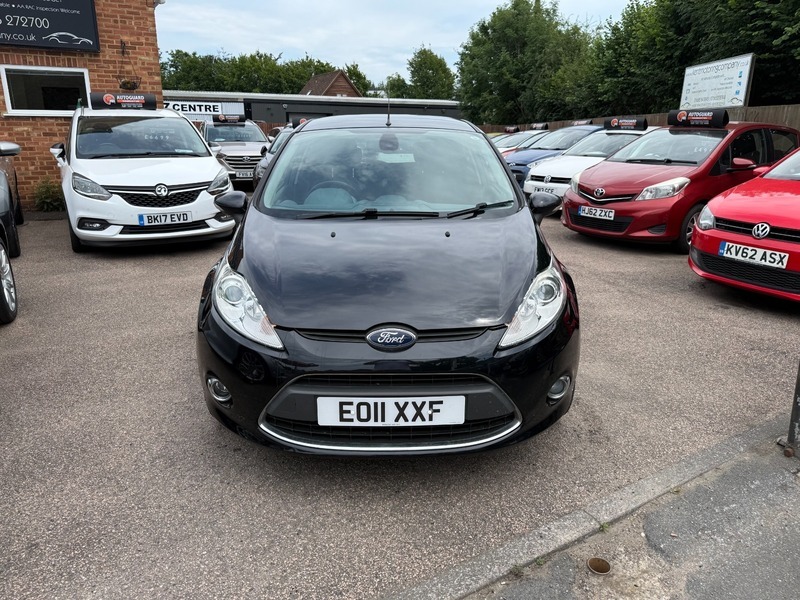 Ford Fiesta Titanium Tdci Black #3