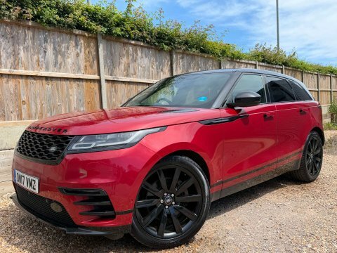 Land Rover Range Rover Velar 3.0 Range Rover Red