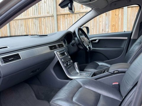 Volvo XC70 2.4 D5 Se Lux Gold #17