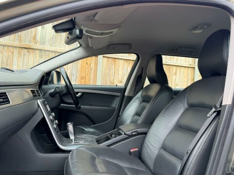 Volvo XC70 2.0 Xc70 Se Green #2
