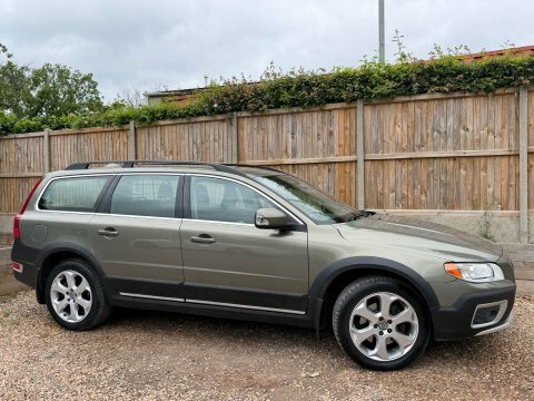 Volvo XC70 2.4 D5 Se Lux Gold #12