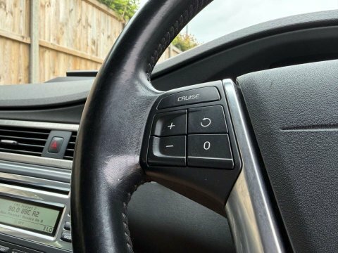 Volvo XC70 2.4 D5 Se Lux Gold #24