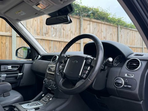 Land Rover Discovery 3 .0 Discovery Hse Black #2
