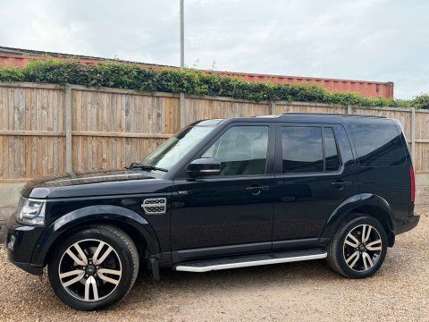 Land Rover Discovery 3 .0 Discovery Hse Black #6