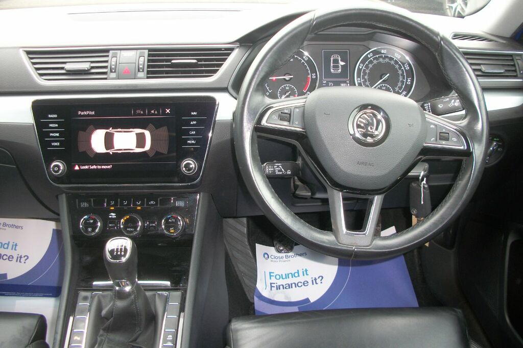 Skoda Superb 2.0 Tdi Se Technology Blue #3