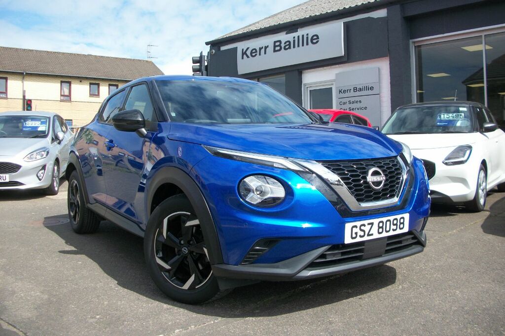 Nissan Juke 1.0 Tekna Dig-t Red