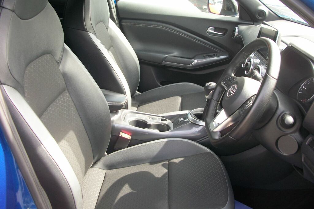 Nissan Juke 1.0 Tekna Dig-t GSZ8099 Red #2