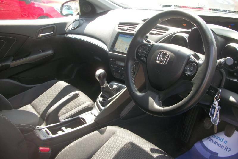 Honda Civic 1.4 I-vtec Se Plus Navi Black #3