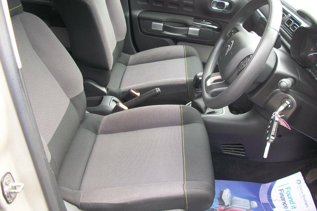 Citroen C3 1.2 Puretech C-series Edition Beige #3