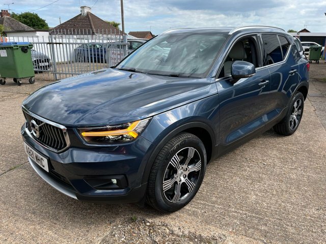 Volvo XC40 1.5 T3 Inscription Suv Euro 6 S S AO21WHC Blue #3