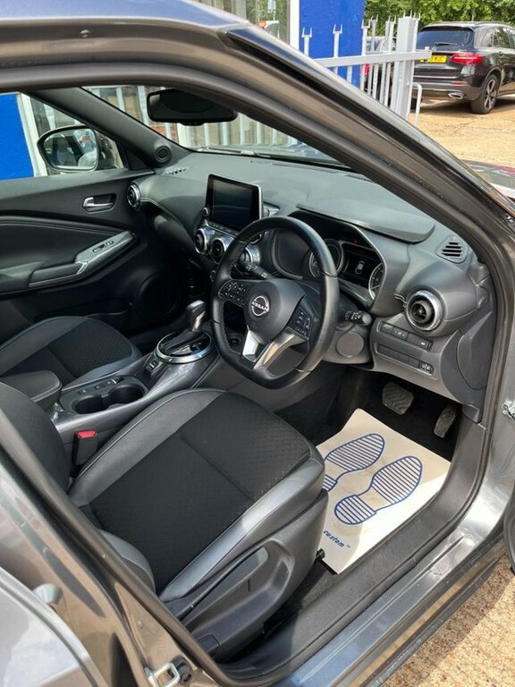 Nissan Juke 1.6 N-connecta Suv Hybrid Euro 6 Grey #4
