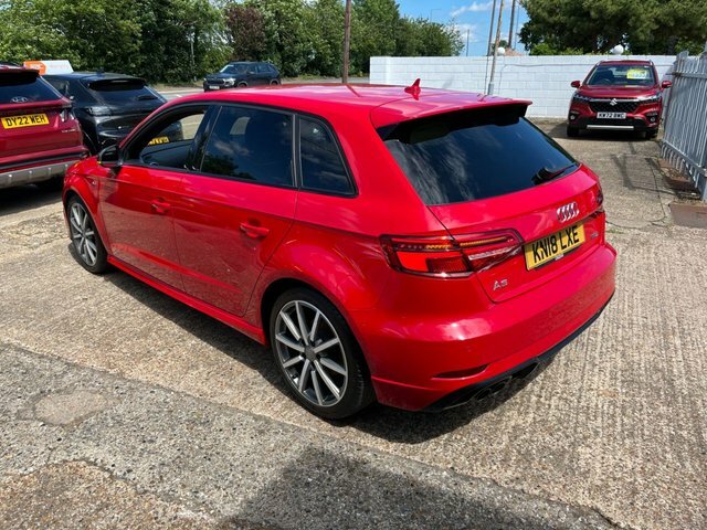 Audi A3 1.5 Tfsi Cod Black Edition Sportback S KN18LXE Red #5