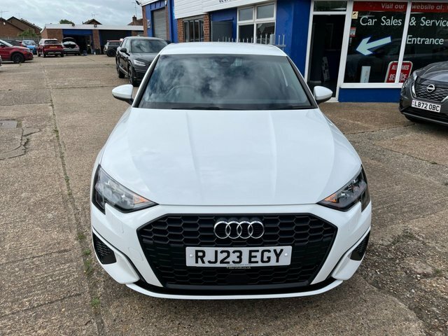 Audi A3 1.0 Tfsi 30 Technik Sportback S Tronic White #2