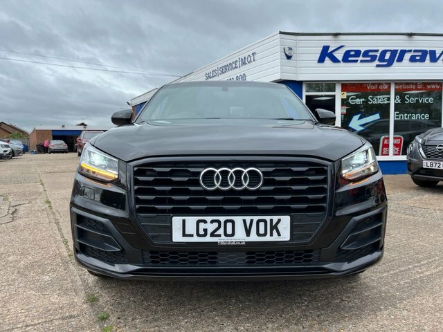Audi Q2 1.5 Tfsi Cod 35 Black Edition Suv S Tro Black #6
