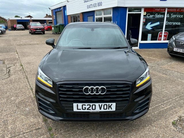 Audi Q2 1.5 Tfsi Cod 35 Black Edition Suv S Tro Black #2