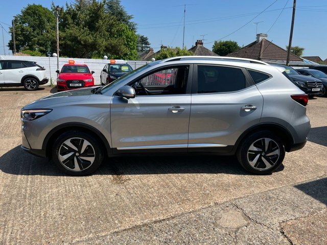 MG ZS 72.6Kwh Trophy Long Range Suv 1 LX23ORA Silver #4