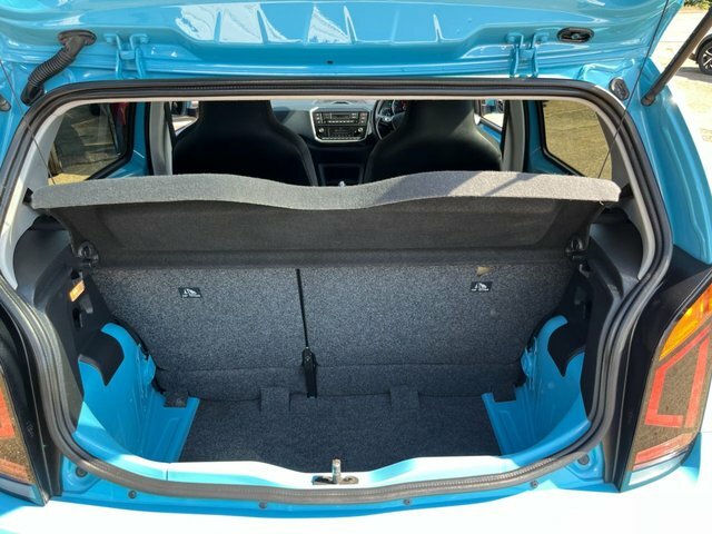 Volkswagen e-Up Hatchback Blue #52