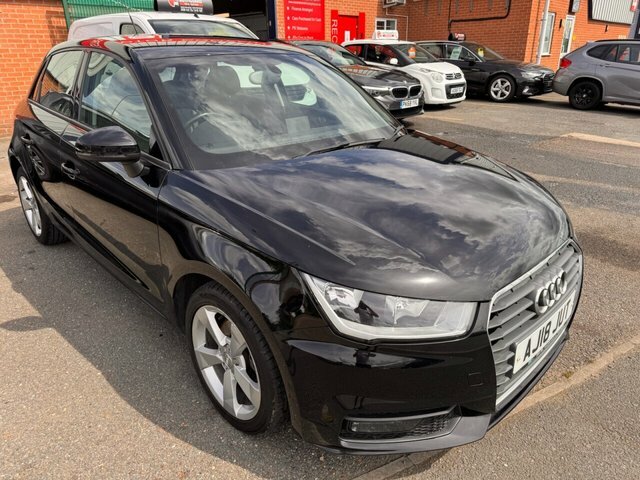 Audi A1 Tfsi Sport Sportback Black #2