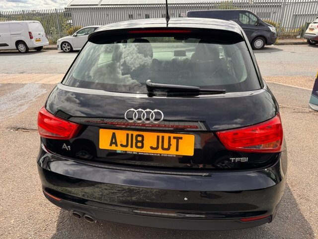 Audi A1 Tfsi Sport Sportback Black #4
