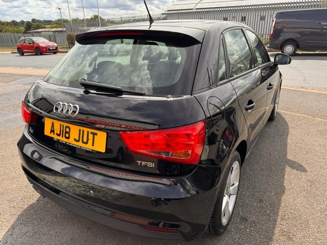 Audi A1 Tfsi Sport Sportback Black #3