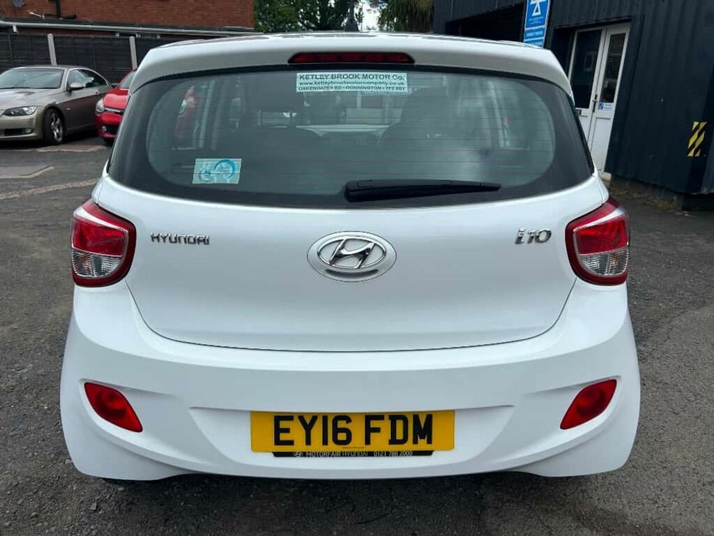 Hyundai I10 Se White #5