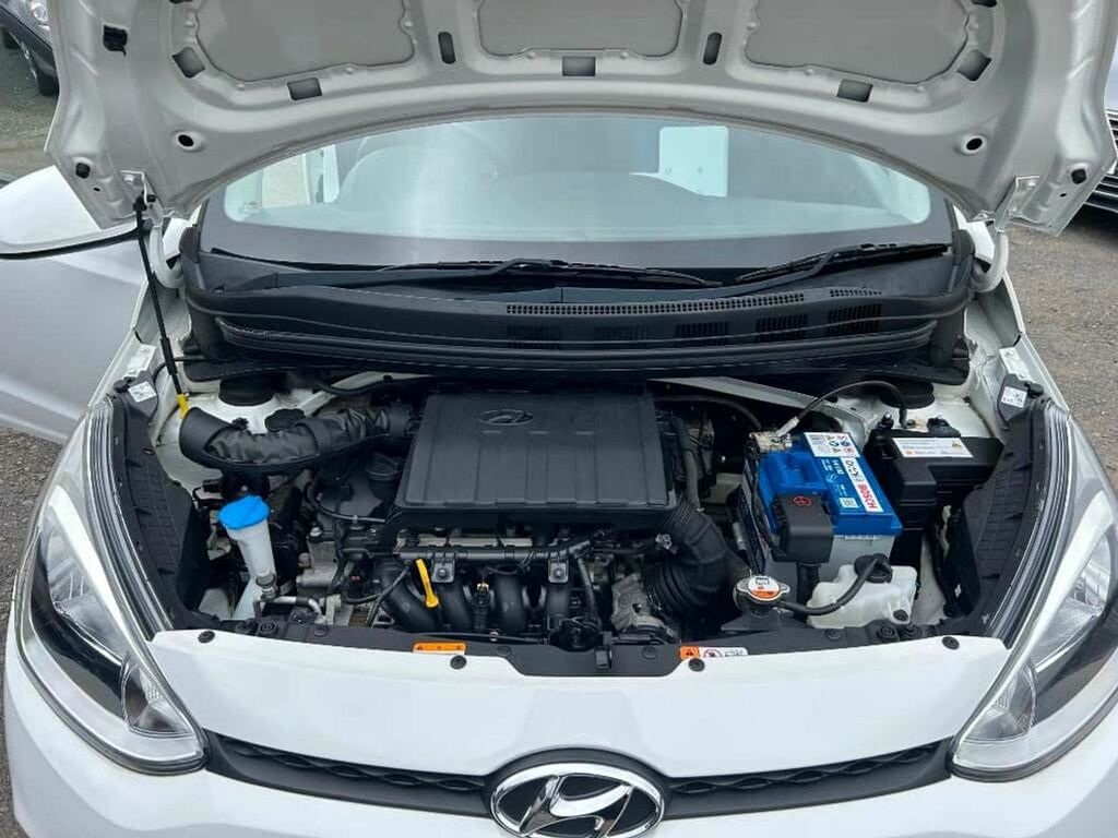 Hyundai I10 1.2 Premium Se White #13