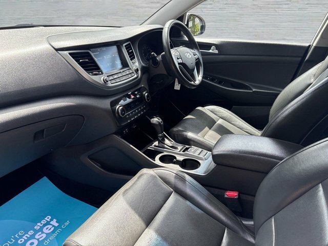 Hyundai Tucson Crdi Blue Drive Sport NY17DFD White #2