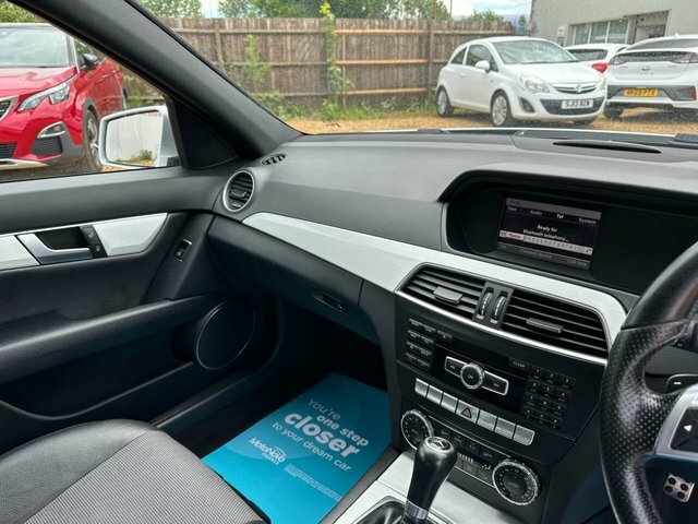 Mercedes-Benz C Class C200 Cdi Blueefficiency Amg White #24