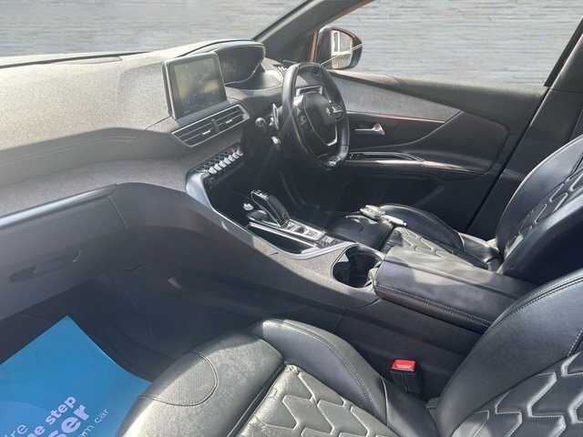 Peugeot 3008 Bluehdi Gt Suv ML68EZR Black #3