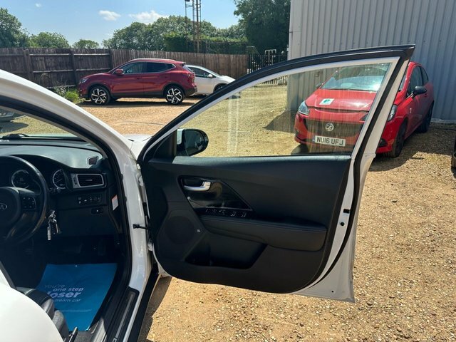 Kia Niro 1.6 Gdi Hybrid 4 Dct Grey #16