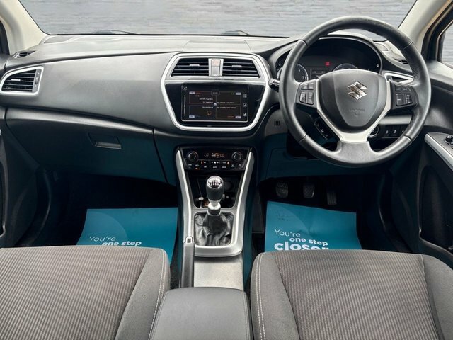 Suzuki SX4 S Cross Silver #10