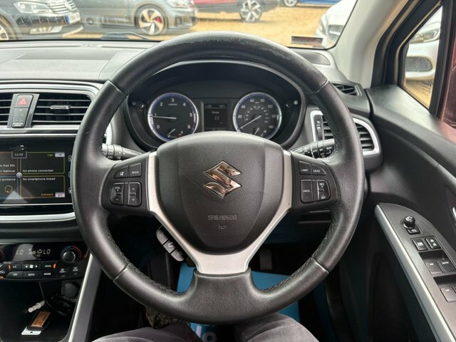 Suzuki SX4 S Cross Silver #17