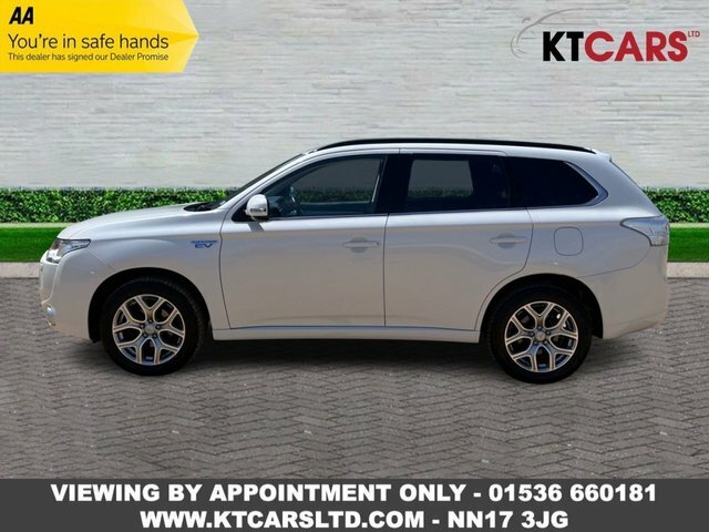 Mitsubishi Outlander 12Kwh Gx4h Suv White #2