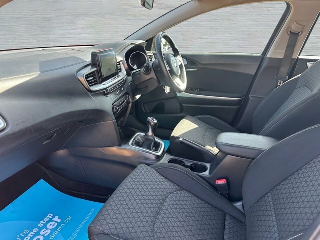 Kia Ceed T-gdi Eco 2 Hatchback Black #3