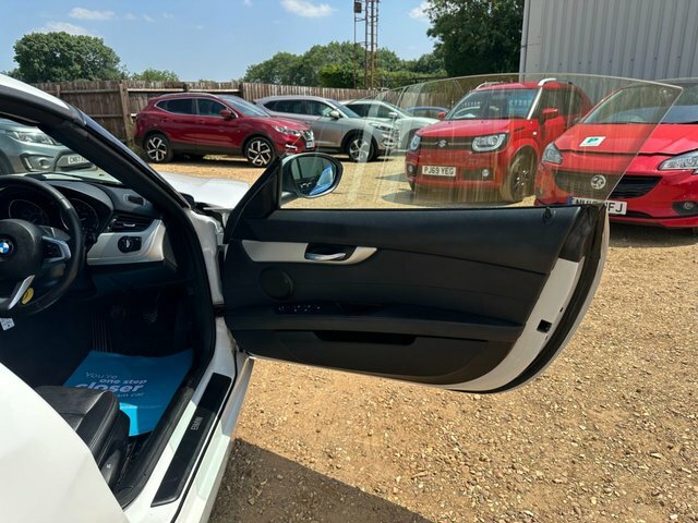 BMW Z4 2 20I White #12