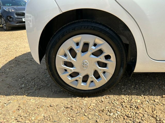 Toyota Aygo Hatchback  #40