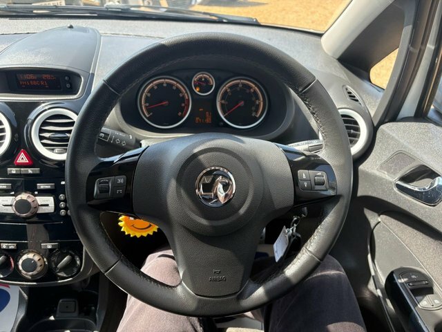 Vauxhall Corsa 1.4 Se 98 Bhp Brown #13