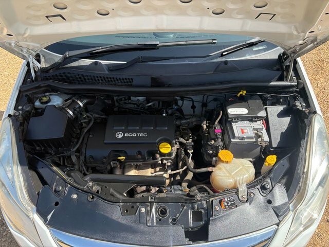 Vauxhall Corsa 1.4 Se 98 Bhp Brown #33