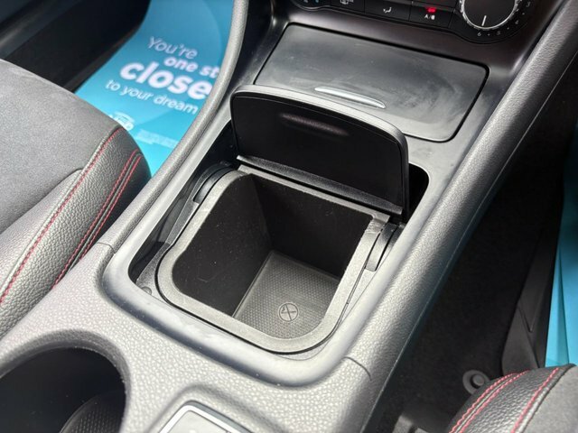 Mercedes-Benz A Class 1.5 Sport Euro 5 Ss Black #25