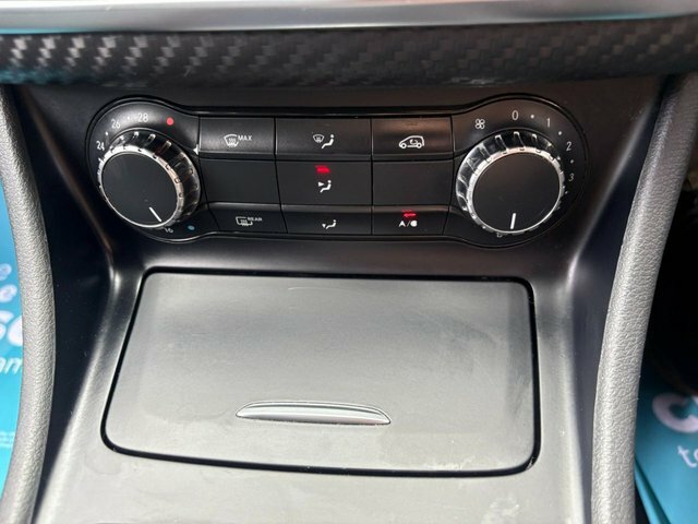 Mercedes-Benz A Class 1.5 Sport Euro 5 Ss Black #24