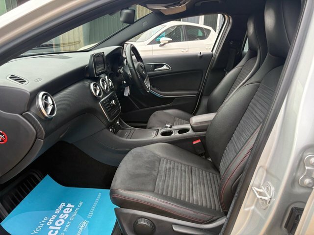 Mercedes-Benz A Class 1.5 Sport Euro 5 Ss Black #35