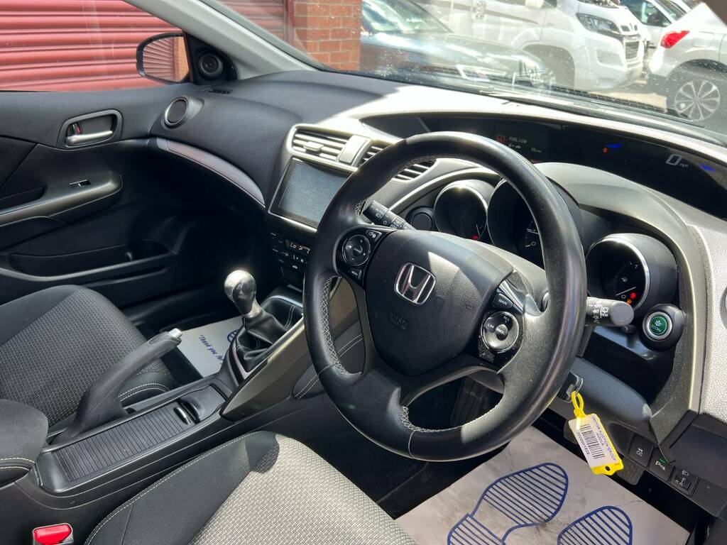 Honda Civic I-vtec Se Plus Tourer Silver #18