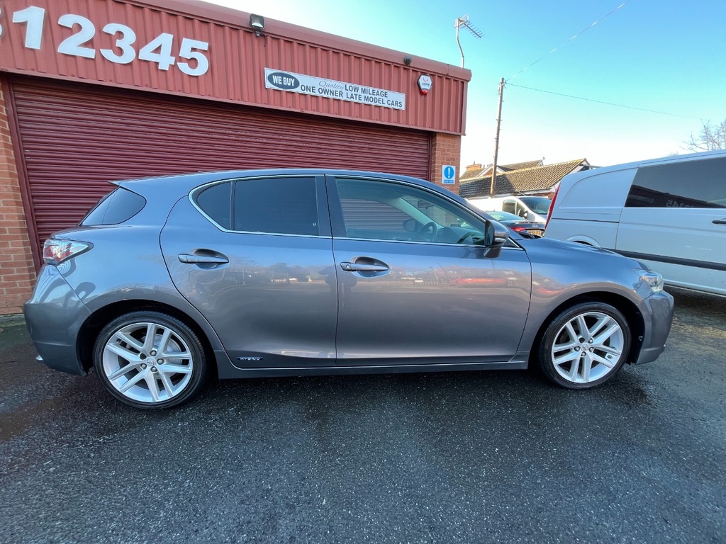 Lexus CT Hatchback Black #8