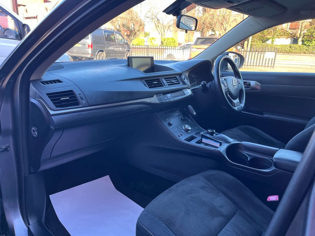 Lexus CT Hatchback Black #20
