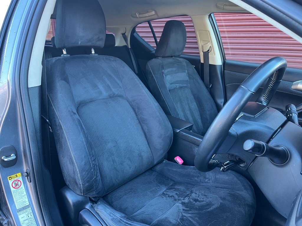 Lexus CT Hatchback Black #19
